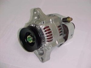 Alternador Denso 12 Volt 35 Amp Anclaje 24Mm Tensor 139Mm Con Regulador Grúas (IG/S/L) Enchufe Redondo