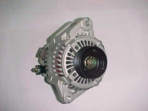 Alternador Denso 12 Volt Anclaje 42Mm Tensor 160Mm Toyota Yaris Enchufe Ovalado (M/IG/L)