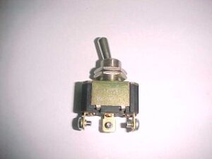 Interruptor Palanca 20 Amp 3 Terminales Con Neutro 14103 (1010 1110)