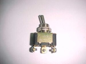 Interruptor Palanca 20 Amp 3 Terminales Con Neutro 14103 (1010 1110)