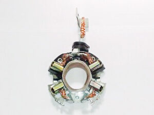 Porta Carbón Motor Partida Corsa Gol Escort 13X5X11 Anclaje 47Mm Diam. 74Mm Abade 730