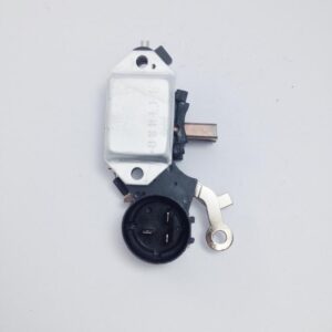 Regulador Hitachi 12 Volt Ih252 Isuzu Con Base