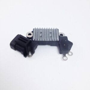 Regulador Hitachi 12 Volt Ih765 Nissan 23100-70F05 Subaru