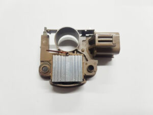 Regulador Mitsubishi 12 Volt Im278 S-L A866X14570 Sentra