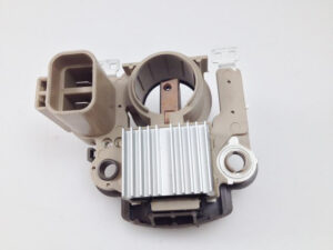 Regulador Mitsubishi 12 Volt Im854 Pajero Nissan S-L 21449252