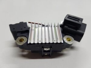 Regulador Hitachi 12 Volt Ih745 S-L Nissan